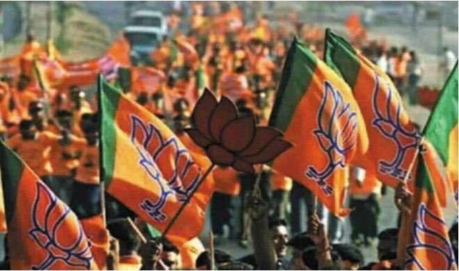 బీజేపీ సీనియర్లు బహిర్గత పరుస్తున్న స్వంత పార్టీ కుట్రాజకీయాలు… గందరగోళంలో ఆ పార్టీ శ్రేణులు