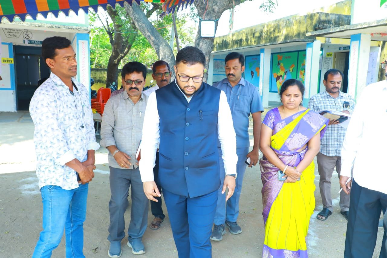 కౌంటింగ్ కేంద్రాల వద్ద పటిష్ట భద్రత -కలెక్టర్ తేజస్ నంద్ లాల్ పవార్